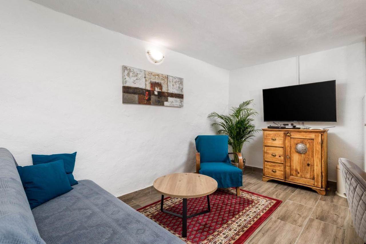 Ema Appartement Matulji Buitenkant foto